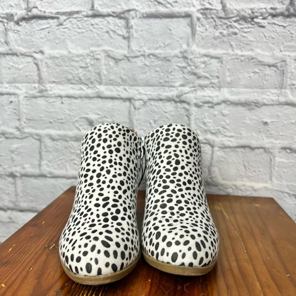 NWT Yokids polkadot, booties multiple sizes - Picture 2 of 5